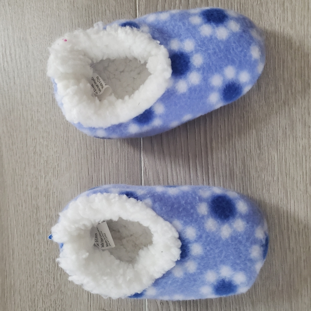 3/$20 ROBEEZ- snoozies infant slippers 0-3M